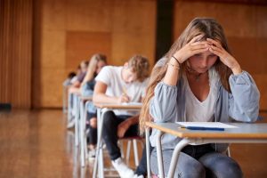 تاب آوری تحصیلی